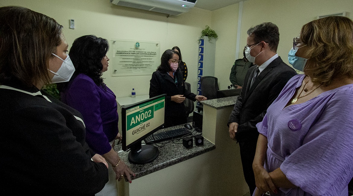 TJCE inaugura Central de Atendimento à Mulher para atender presencialmente vítimas de violência doméstica