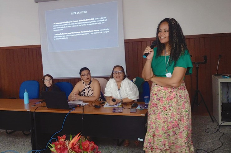 1ª VARA DE VIOLÊNCIA DOMÉSTICA E FAMILIAR CONTRA A MULHER DE SALVADOR PROMOVE ENCONTRO SOBRE MEDIDAS PROTETIVAS