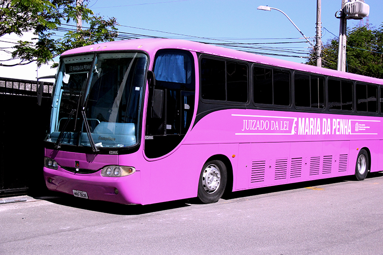 JUIZADO ITINERANTE DA LEI MARIA DA PENHA PARTICIPA DE AÇÃO GLOBAL NO MUNICÍPIO DE CARIACICA